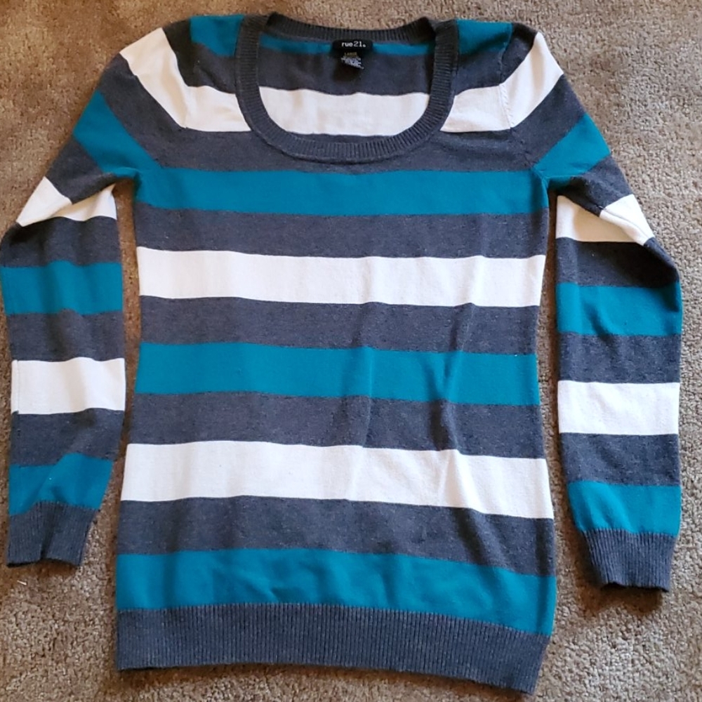 Rue21 sweater